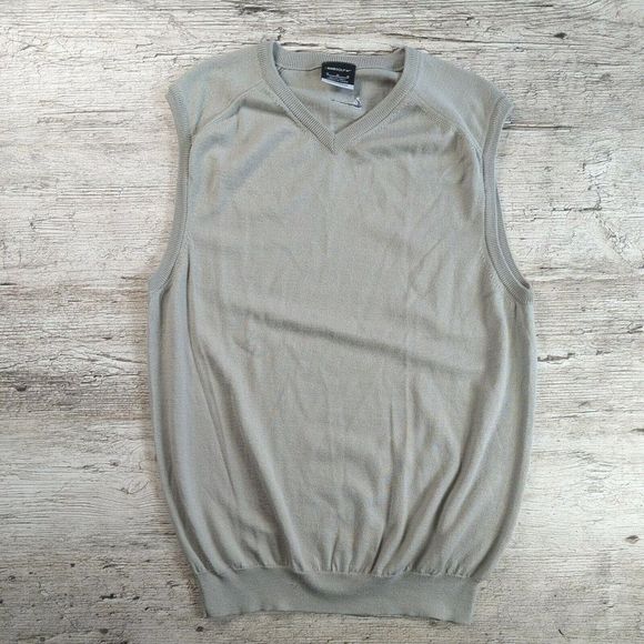 Nike Golf Men's V-Neck Sweater Vest Size Medium Gray Elastic Waist - Picture 1 of 11